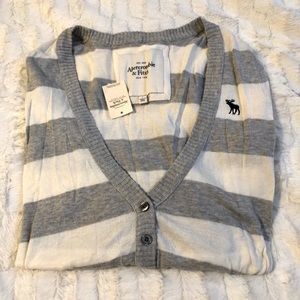 Abercrombie & Fitch Cardigan ✨